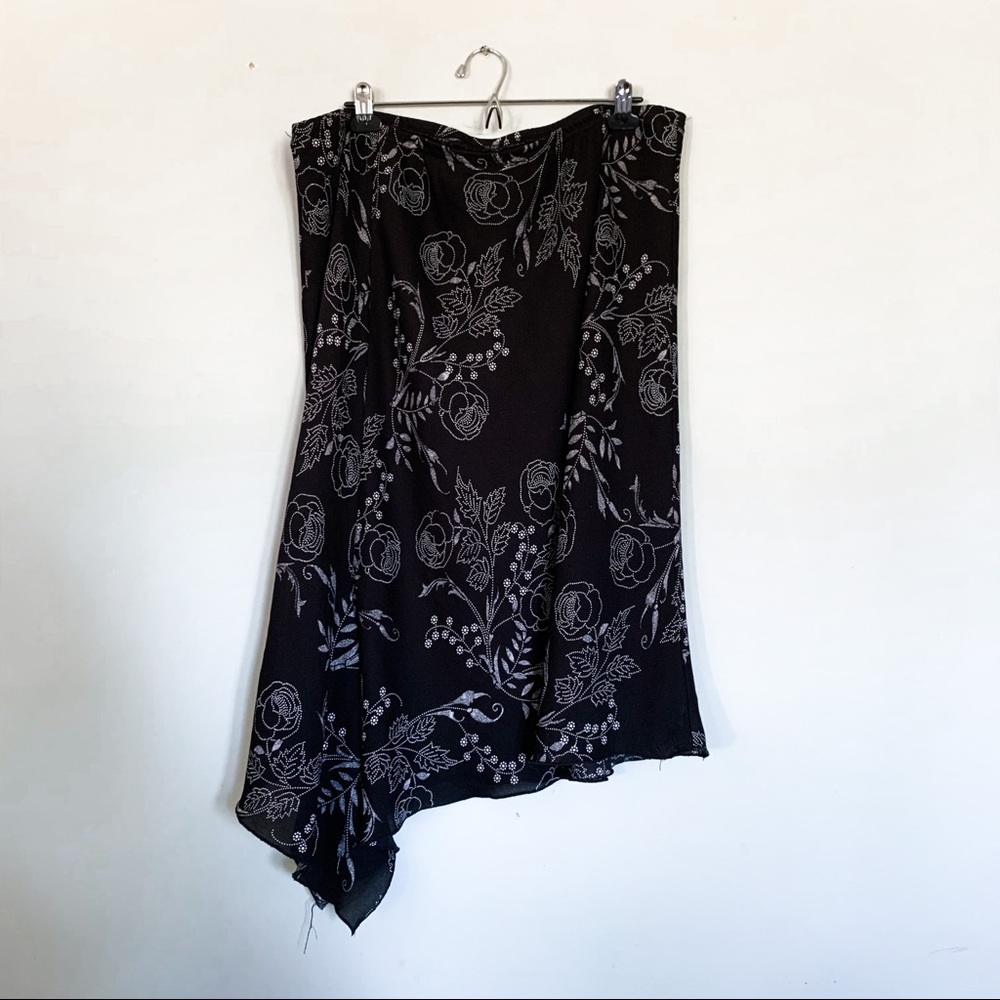 Encore • Asymmetrical Skirt